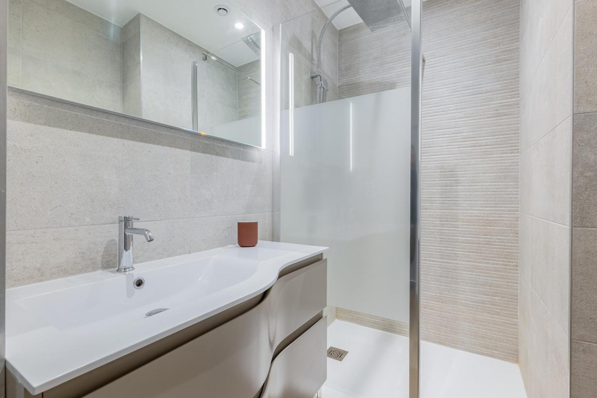 Le Lac - Appartement 15' Partdieu Et Bellecour Lyon Luaran gambar